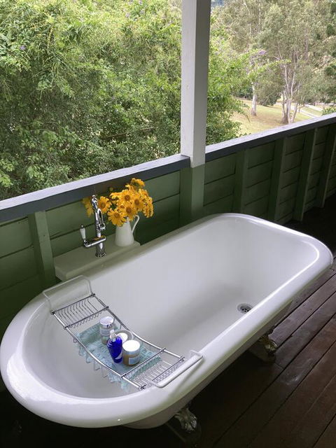 Dayboro - Blue Ridge Lavender Cottage - Accommodation Brunswick Heads 1