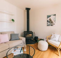 DOVESTONES BY THE SEA - INVERLOCH - Accommodation Brunswick Heads