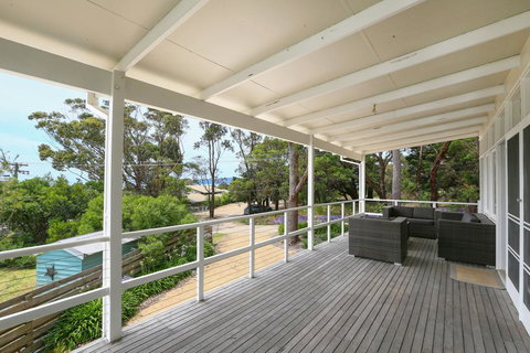 DROMANA BEACH SHACK... - Accommodation Brunswick Heads 0