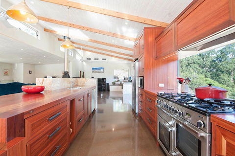 Eagle Ridge - Accommodation Brunswick Heads 2