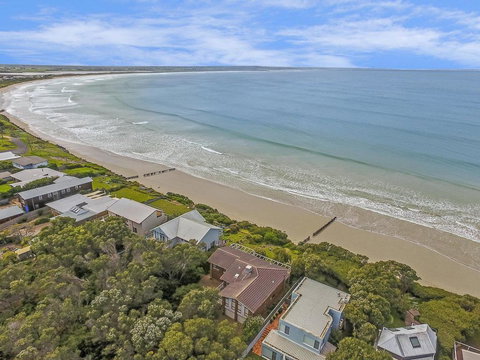 East Beach House - Accommodation Brunswick Heads 2