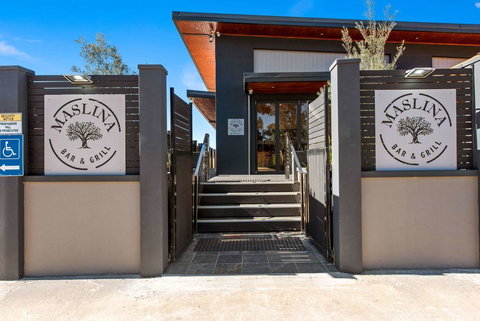 Econo Lodge Moree Spa Motor Inn - Accommodation Brunswick Heads 2