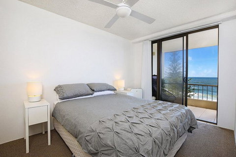 Edgecliffe Unit 7, 4 Bulcock Beach Esplanade Kings Beach - Accommodation Brunswick Heads 3