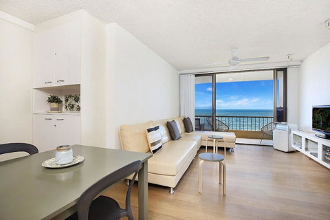 Edgecliffe Unit 7, 4 Bulcock Beach Esplanade Kings Beach - Accommodation Brunswick Heads 1