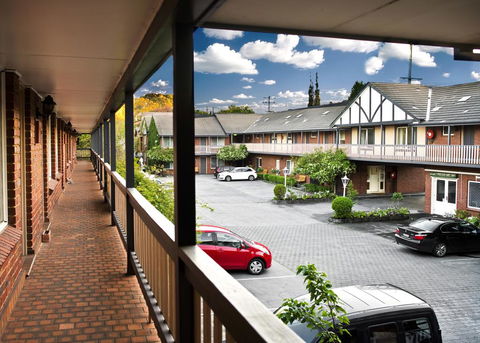 Elizabethan Lodge - Accommodation Brunswick Heads 0