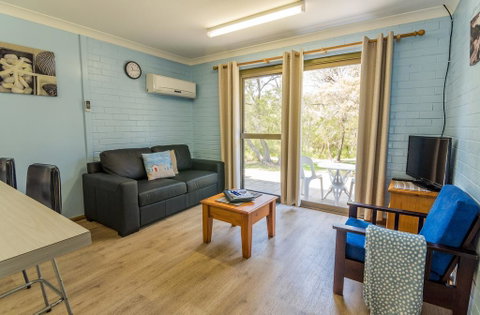 Emu Beach Chalets - Accommodation Brunswick Heads 1