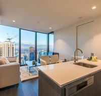 EQ Tower Luxury 2 Bedroom Skyline CBD Apartment - Accommodation Brunswick Heads