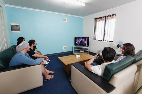 Erica Underwood House 6 Bedroom Flat - Accommodation Brunswick Heads 1