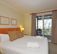 Executive 1 bedroom Spa Villa located within Cypress Lakes Resort - Accommodation Brunswick Heads