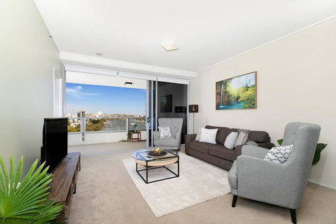 Executive Lux 3 Bedroom - Brisbane CBD - Views - Pool - Wifi - Free Parking - Accommodation Brunswick Heads 1