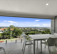 Exquisite Penthouse with views to Laguna Bay - Unit 3 Taralla 18 Edgar Bennett Avenue - Accommodation Brunswick Heads