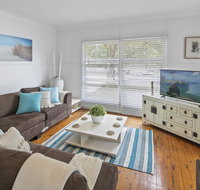 Family Beach House With Parking and Outdoor Dining - Accommodation Brunswick Heads