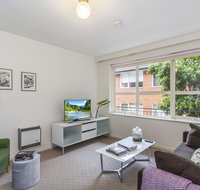 Family-friendly apartment in green Glen Iris - Accommodation Brunswick Heads
