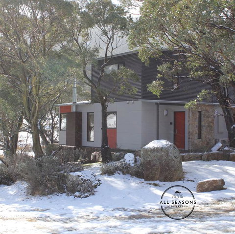 Faraya Chalet - Accommodation Brunswick Heads 0