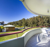 Fathoms 8 - Mollymook - Accommodation Brunswick Heads