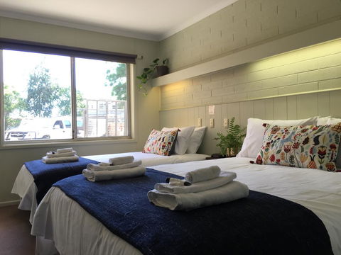 Finley Country Club Hotel Motel - Accommodation Brunswick Heads 0
