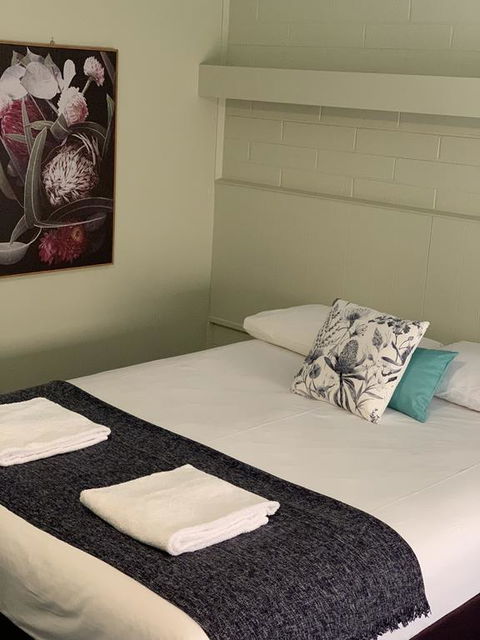 Finley Country Club Hotel Motel - Accommodation Brunswick Heads 1