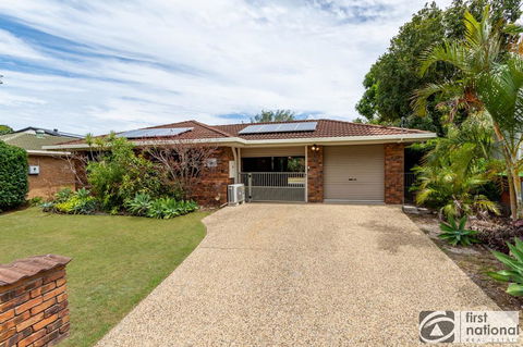 Freshly Revovated Dog Friendly House Walking Distance To Waterfront! - Accommodation Brunswick Heads 2