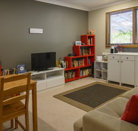 Friends at McLaren Vale - Accommodation Brunswick Heads