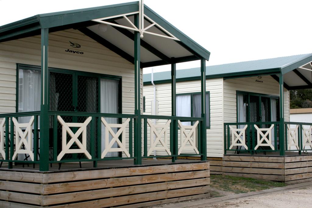 Mount Duneed ACT Accommodation Brunswick Heads
