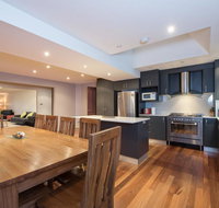 Gippsland Twelve-Spacious and Central with off street parking - Accommodation Brunswick Heads