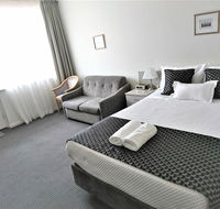 Glenelg beach gateway on Moseley - Accommodation Brunswick Heads
