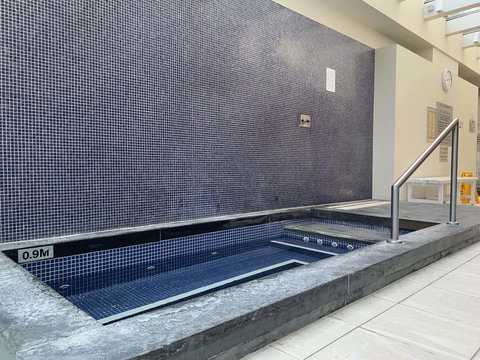 GLENELG Five Stars - Accommodation Brunswick Heads 2