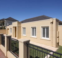 Glenelg Private Studio - Accommodation Brunswick Heads