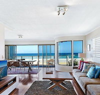 Gold Coast Beachfront Mansion - Accommodation Brunswick Heads