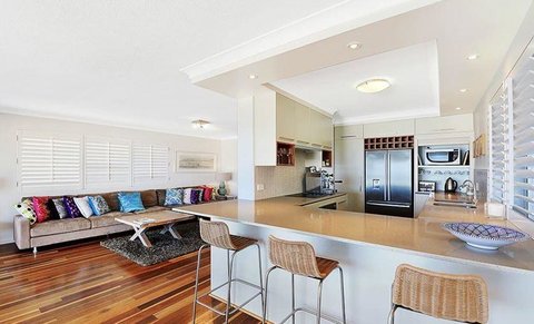 Gold Coast Beachfront Mansion - Accommodation Brunswick Heads 3