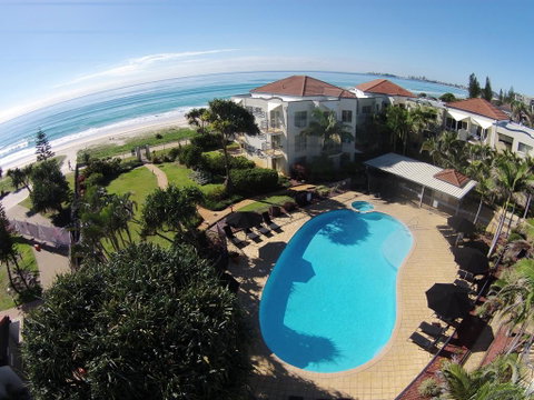 Golden Riviera Absolute Beachfront Resort - Accommodation Brunswick Heads 0