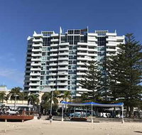 Grand Hotel Apartments Gold Coast by owner - Accommodation Brunswick Heads