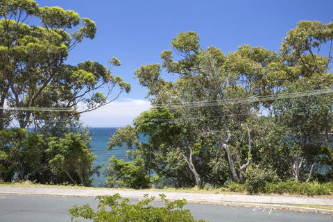 HARBOUR BREEZE - ULLADULLA - Accommodation Brunswick Heads 0
