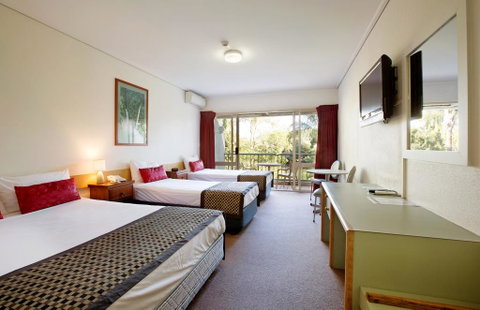 Hinterland Hotel Nerang - Accommodation Brunswick Heads 3