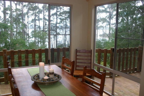 Honeymoon View - Accommodation Brunswick Heads 1
