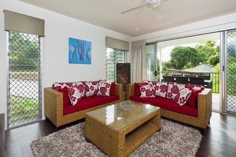 Island Villas & Apartments - Accommodation Brunswick Heads 2