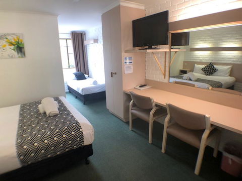 Jacaranda Place Motor Inn - Accommodation Brunswick Heads 1