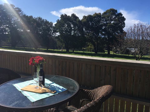 Jacaranda Retreat. Refreshing, Recharge, Relax ! - Accommodation Brunswick Heads 0