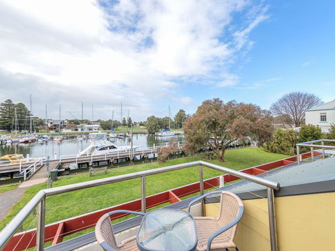 JOHANSSON'S PERCH No. 1 - Accommodation Brunswick Heads 3