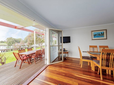 JOHANSSON'S PERCH No. 1 - Accommodation Brunswick Heads 1
