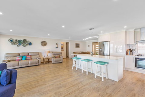 Kalimna Lakeside Living - Accommodation Brunswick Heads 3