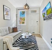 KOZYGURU SYDNEY CBD DARLINGHURST SPLIT LEVEL 2 BEDROOM TOWNHOUSE NDA023 - Accommodation Brunswick Heads
