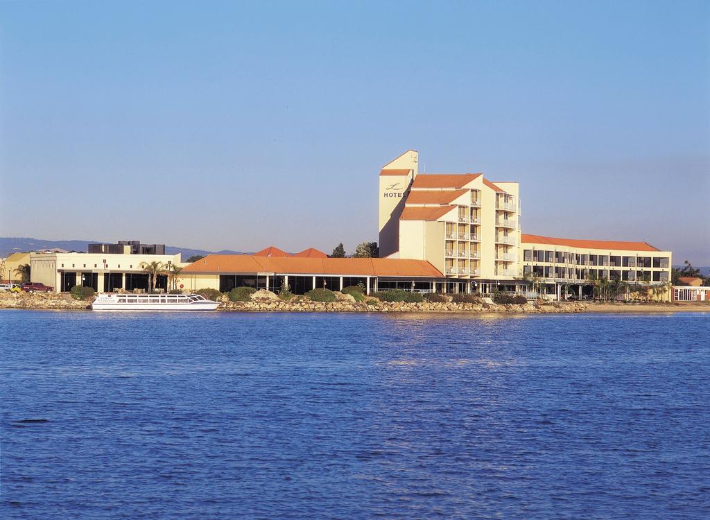 West Lakes SA Accommodation Brunswick Heads