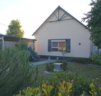 Large 6-Bedroom House with Wifi  Netflix Close to Singleton CBD Hunter Valley