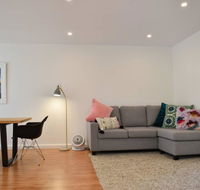 Light And Airy North Bondi Apartment - Accommodation Brunswick Heads