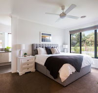 Luxury Escape in Ocean Grove - Accommodation Brunswick Heads