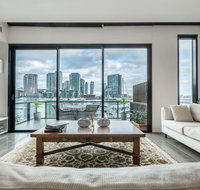 Luxury Waterfront 4BDR Townhouse with Amazing Views - Accommodation Brunswick Heads