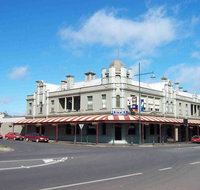 Madden's Commercial Hotel - Accommodation Brunswick Heads