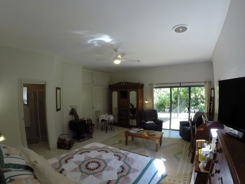 Mandalay House - Accommodation Brunswick Heads 2