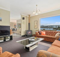Manfield City Waterfront View Cottage - Accommodation Brunswick Heads
